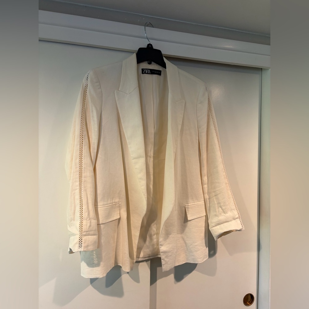 Zara Cream Open-Front Blazer with Eyelet Sleeves